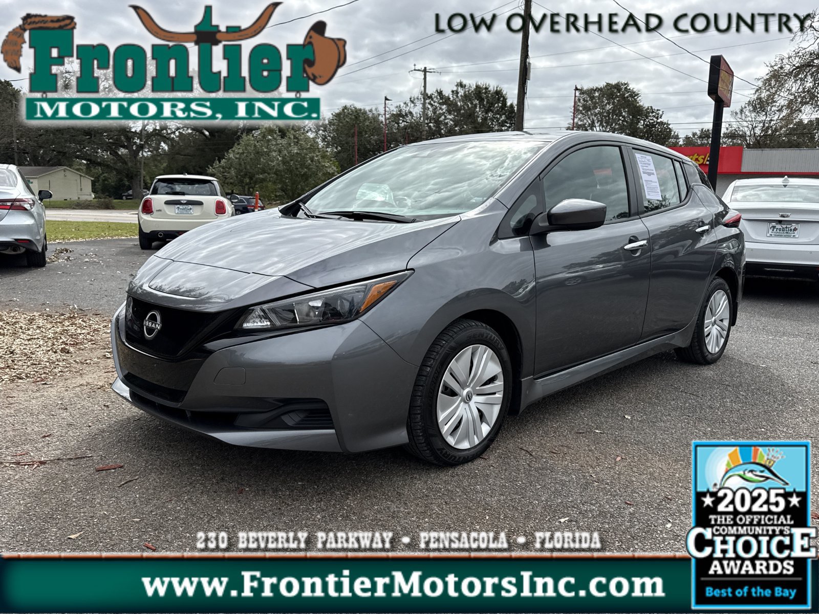 Used 2025 Nissan Leaf S FWD image 1