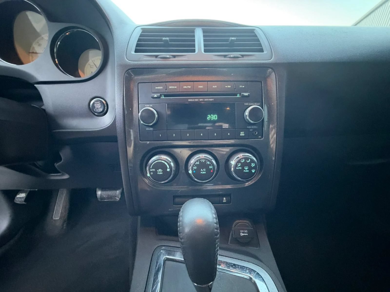 Used 2012 Dodge Challenger SXT RWD image 12