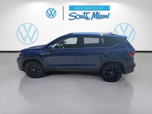 Used 2022 Volkswagen Taos SE image 4