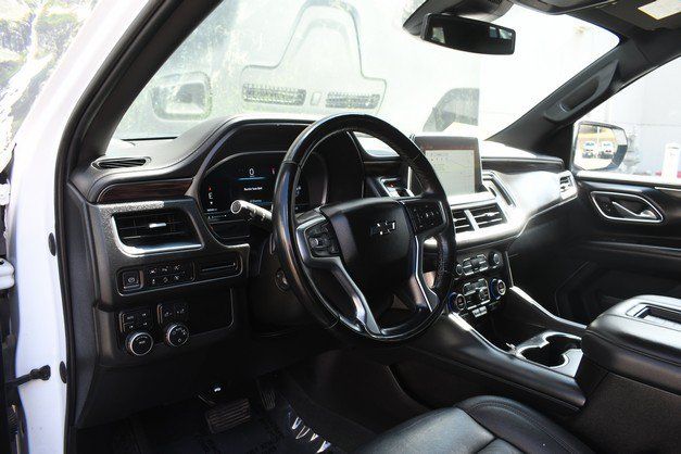 Used 2023 Chevrolet Tahoe Z71 w/ Luxury Package AWD/4WD image 14