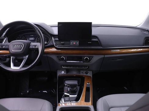 Certified 2023 Audi Q5 2.0T Premium w/ Convenience Package AWD/4WD image 8