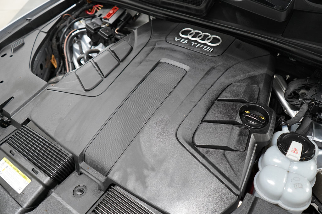 Used 2018 Audi Q7 3.0T Premium Plus AWD/4WD image 33
