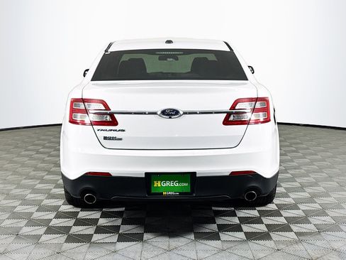 Used 2016 Ford Taurus SE image 8