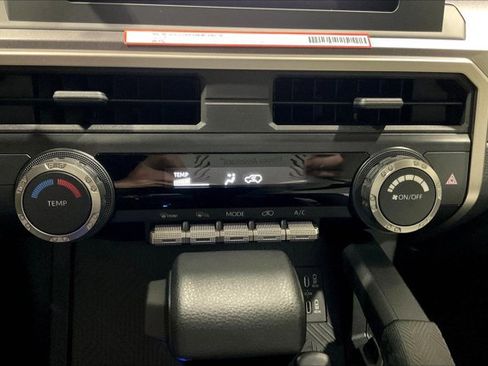 Used 2025 Toyota 4Runner SR5 image 35