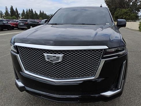 Used 2022 Cadillac Escalade ESV Premium Luxury w/ LPO, Radiant Package AWD/4WD image 6