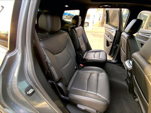 Used 2020 Cadillac XT6 Premium Luxury image 19