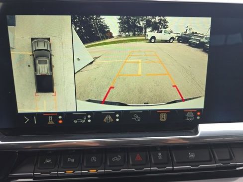 Used 2024 Chevrolet Silverado 1500 High Country image 30