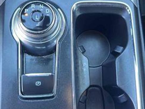 Used 2020 Ford Fusion SEL image 21