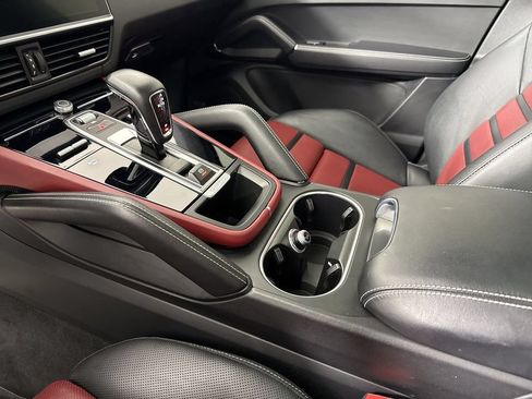 Certified 2023 Porsche Cayenne GTS w/ Premium Package Plus AWD/4WD image 31