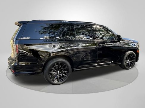 Used 2023 Cadillac Escalade Sport Platinum w/ LPO, ONYX Package image 7