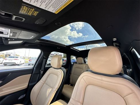 Used 2023 Lincoln Corsair Reserve w/ Equipment Group 202A image 22