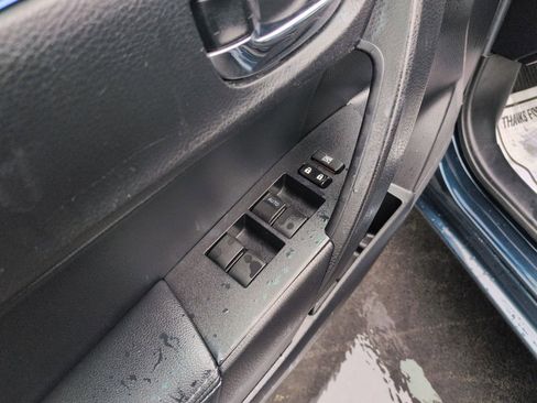 Used 2019 Toyota Corolla XSE image 11