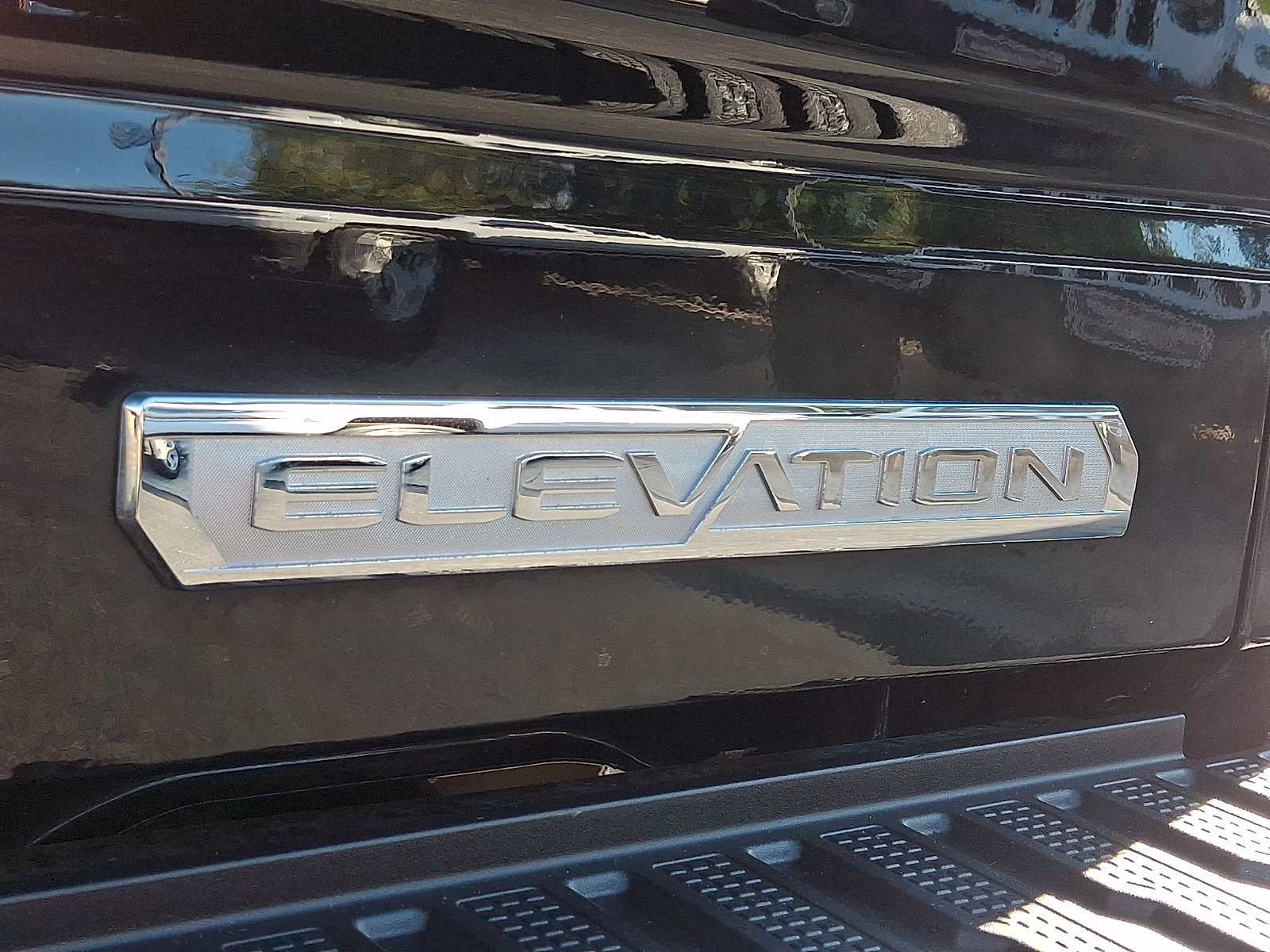 Used 2023 GMC Sierra 1500 Elevation w/ Elevation Premium Package AWD/4WD image 29