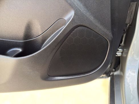 Used 2025 Chevrolet Malibu LT image 22