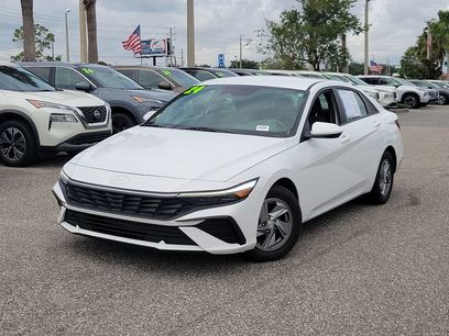 Used 2024 Hyundai Elantra SE