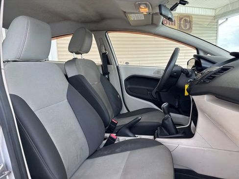 Used 2013 Ford Fiesta S image 25