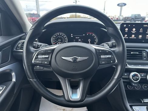 Used 2023 Genesis G70 2.0T image 21