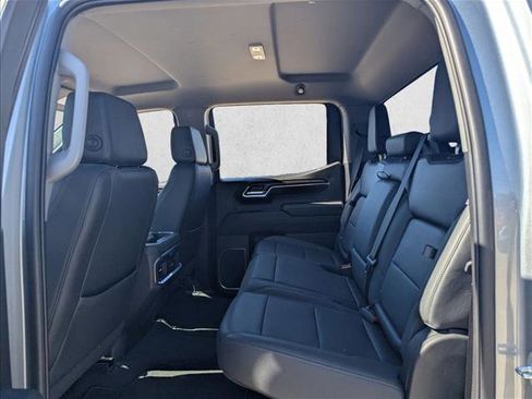 Used 2023 GMC Sierra 1500 SLT image 14