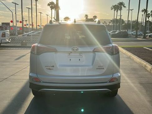 Used 2016 Toyota RAV4 XLE AWD/4WD image 24