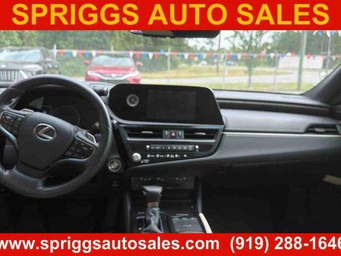Used 2022 Lexus ES 350 w/ Premium Package FWD image 6