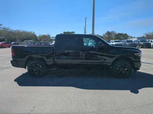 New 2026 RAM 1500 Express AWD/4WD image 4
