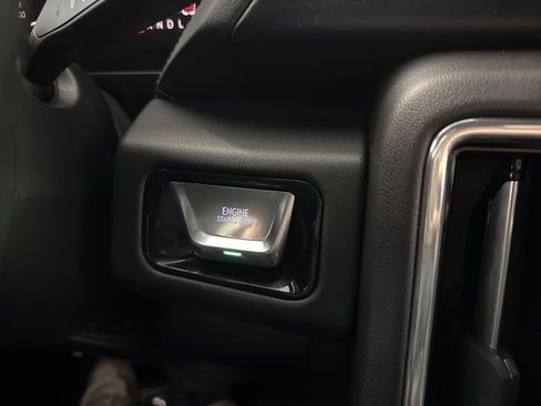 Used 2025 GMC Yukon Denali image 44