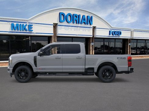 New 2026 Ford F250 Lariat w/ Black Appearance Package AWD/4WD image 3