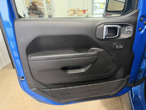 Used 2022 Jeep Wrangler Unlimited Rubicon 4xe w/ Cold Weather Group image 32