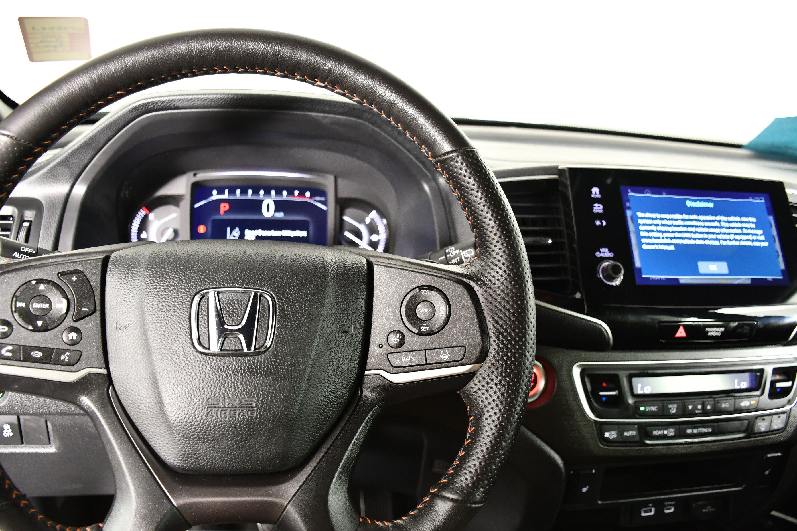 Certified 2025 Honda Passport TrailSport image 17