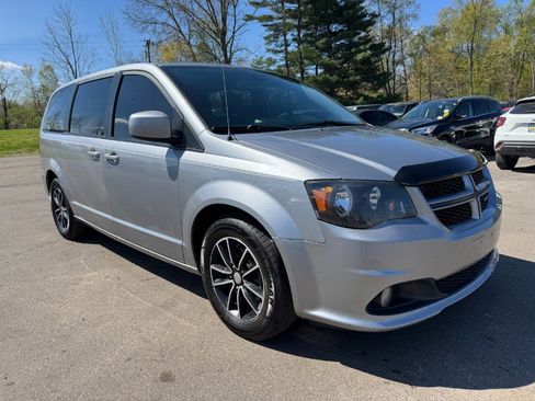 Used 2019 Dodge Grand Caravan GT FWD image 7