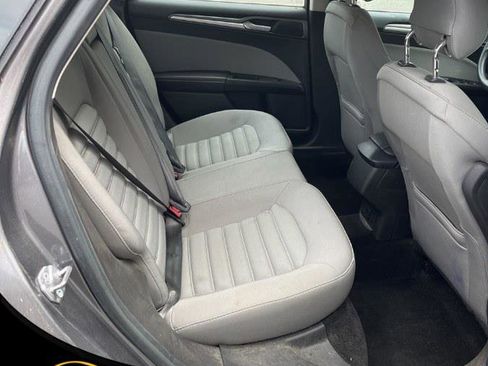 Used 2014 Ford Fusion S FWD image 15