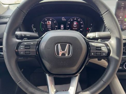 Certified 2024 Honda Accord Touring image 17