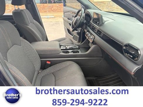 Used 2025 Honda Pilot Sport image 42