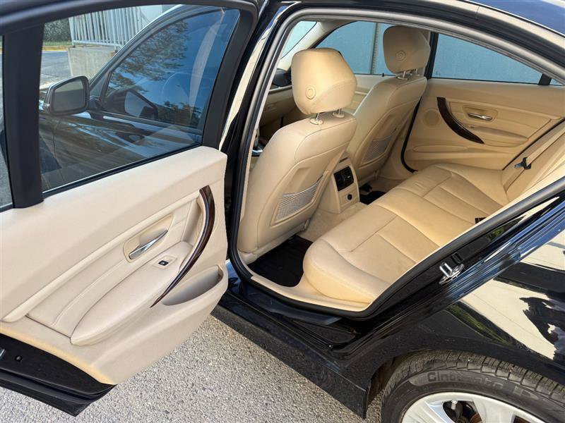 Used 2013 BMW 335i Sedan RWD image 26