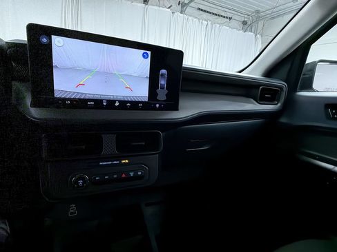 Used 2025 Ford Maverick XL w/ Equipment Group 101A AWD/4WD image 21