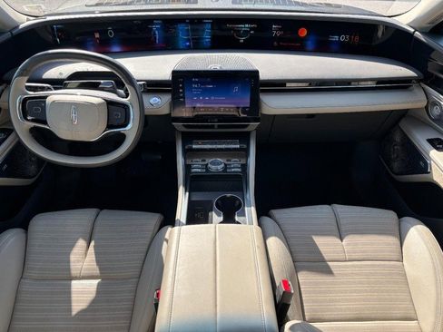 Certified 2024 Lincoln Nautilus Reserve w/ Equipment Group 203A image 11