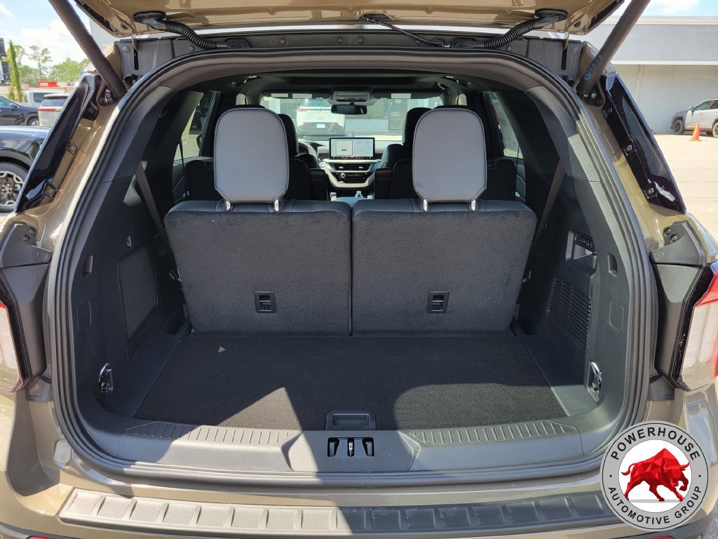New 2027 Ford Explorer ST w/ Sun And Sound Package RWD image 14