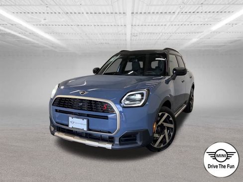 Certified 2025 MINI Cooper Countryman S w/ Comfort Package Max image 1