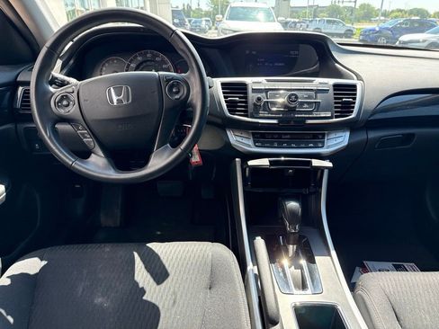 Used 2015 Honda Accord Sport image 7