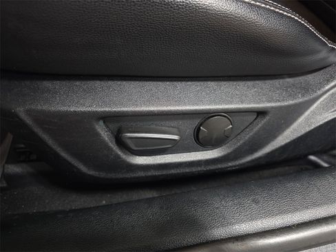 Used 2021 Ford Mustang Premium image 28