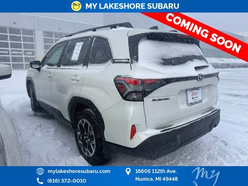 Certified 2025 Subaru Forester Premium image 4