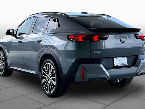 New 2026 BMW X2 xDrive28i w/ Technology Package AWD/4WD image 12