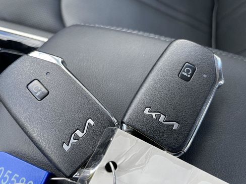 Used 2023 Kia K5 EX FWD image 32