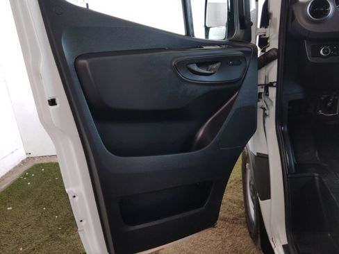 Used 2026 Mercedes-Benz Sprinter 2500 image 19