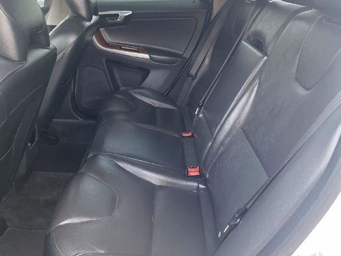 Used 2016 Volvo XC60 T5 Premier FWD image 19