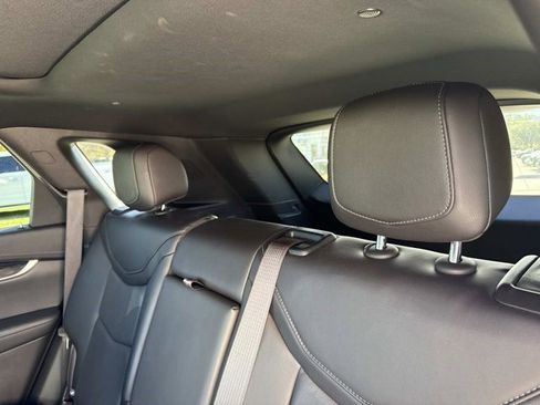 Certified 2025 Cadillac XT5 Premium Luxury image 16