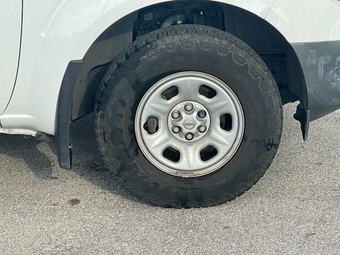 Used 2019 Nissan Frontier S image 3