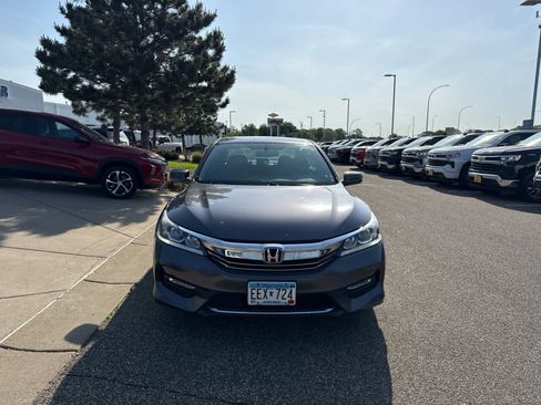 Used 2016 Honda Accord EX-L image 2