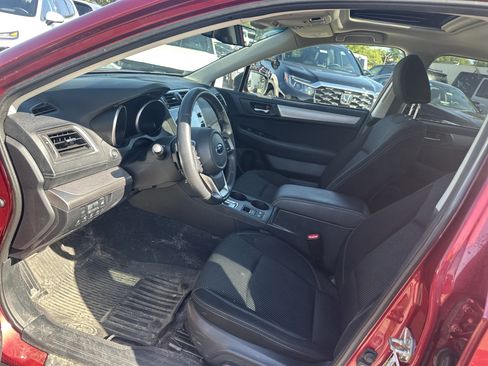 Used 2018 Subaru Outback 2.5i Premium AWD/4WD image 14