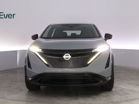 Used 2024 Nissan Ariya AWD image 12